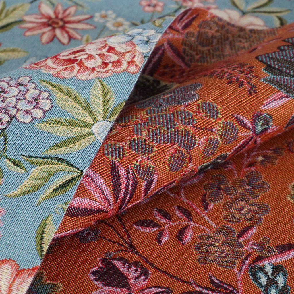 Gobelin Dekostoff Blumen auf hellblau
